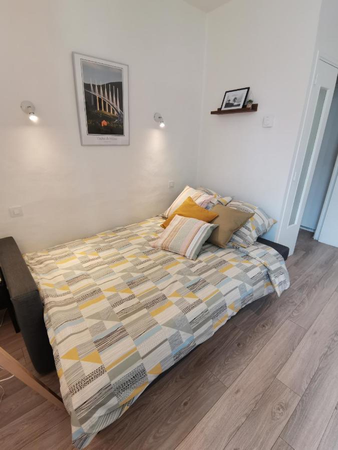 Anemone - Studio Tout Confort En Centre Ville Millau Exterior photo